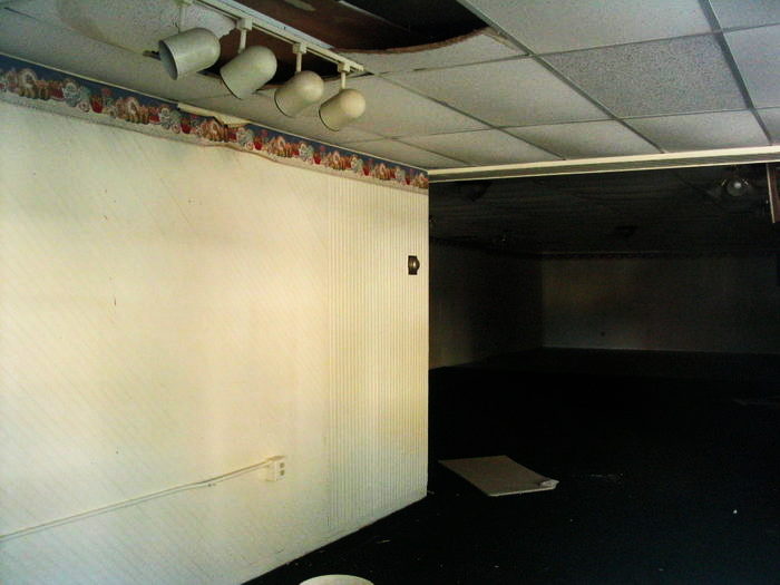 Dowagiac Theatre - May 2004 (newer photo)